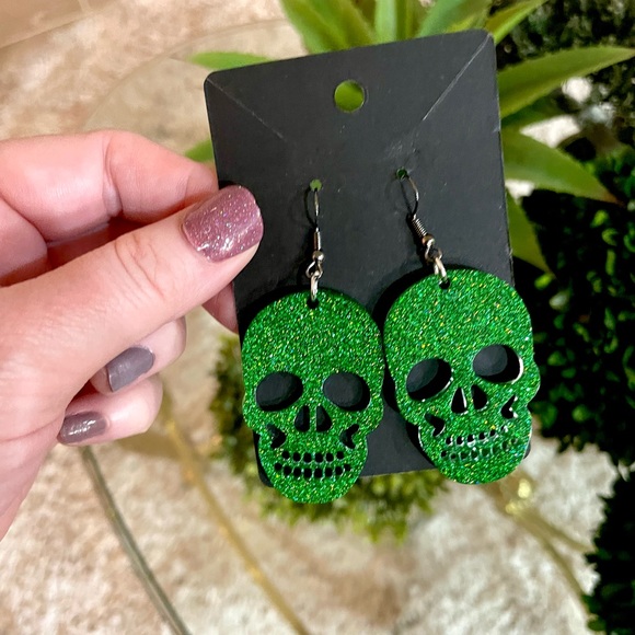 Green Acrylic Skull Earrings - Picture 3 of 3